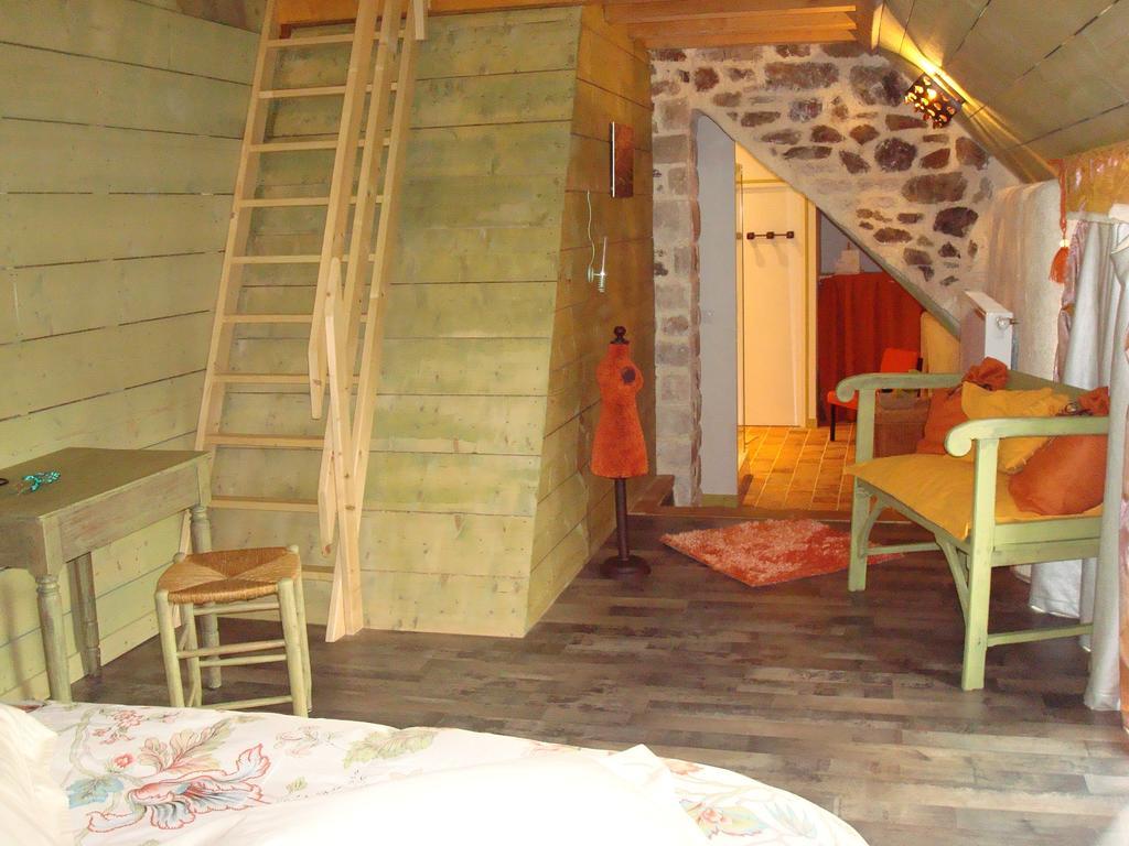 Aux Greniers A Reves Bed and Breakfast Plestan Εξωτερικό φωτογραφία