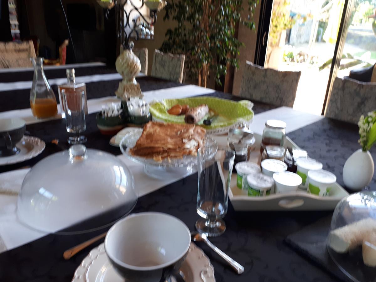 Aux Greniers A Reves Bed and Breakfast Plestan Εξωτερικό φωτογραφία