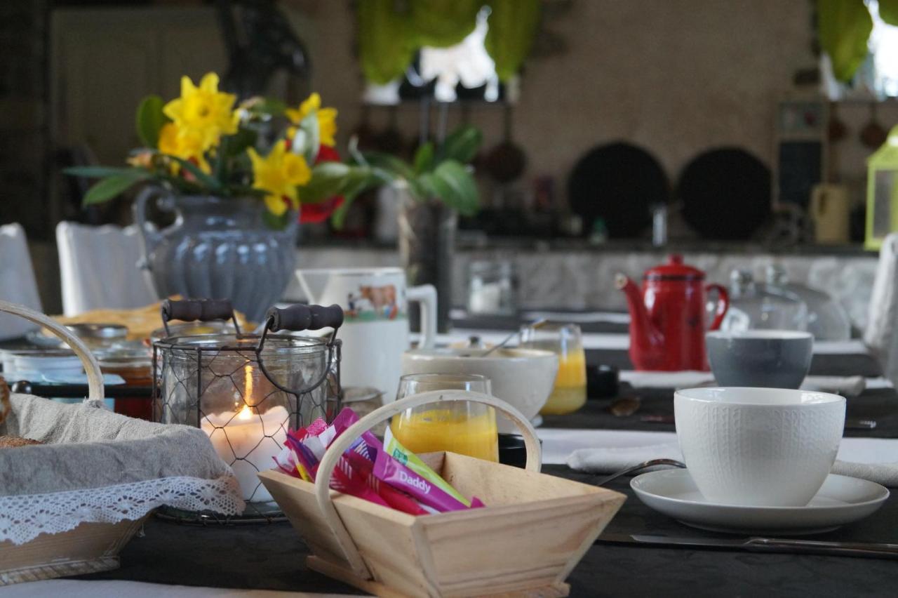 Aux Greniers A Reves Bed and Breakfast Plestan Εξωτερικό φωτογραφία