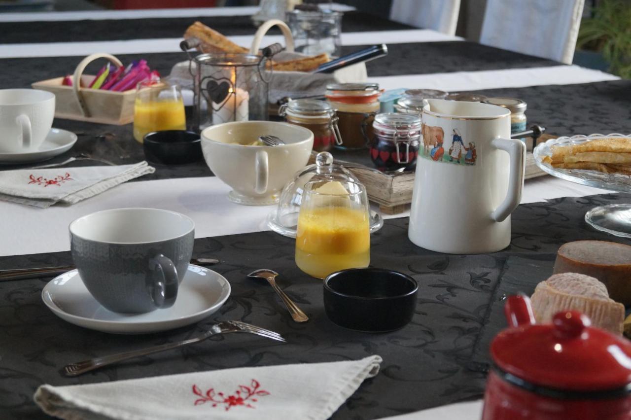 Aux Greniers A Reves Bed and Breakfast Plestan Εξωτερικό φωτογραφία